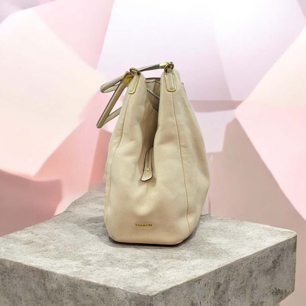 Coach Madison Phoebe Shoulder Bag in Ivory Pebbled Leather - Picture 5 of 9
